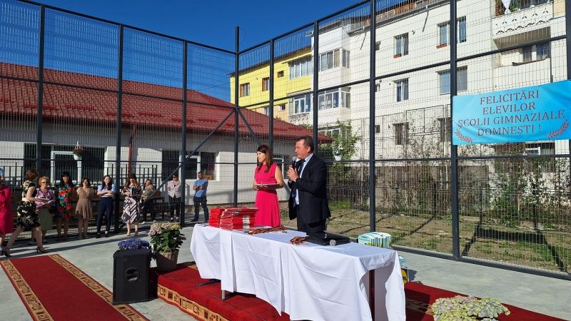 Surse: directorii de școli vizați pentru schimbare, cu accent pe Târgu Neamț 3 pitrinjel si adjuncta