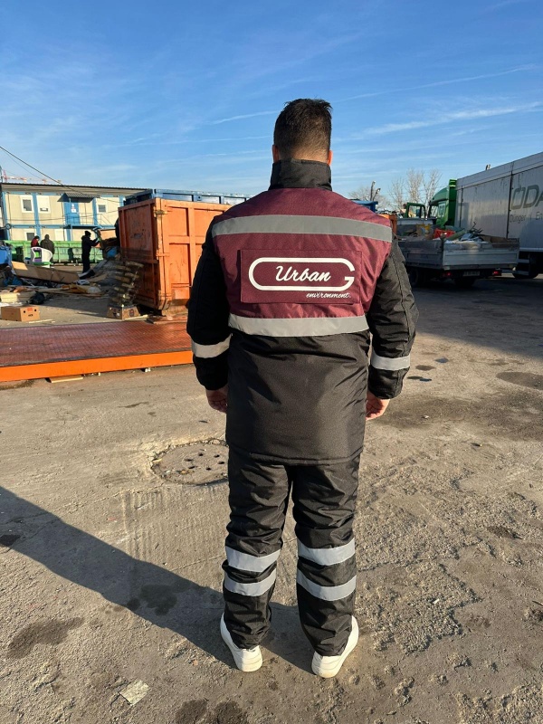 Asocierea Urban Grup Environment (lider)- Eurosal Trade. Servicii de salubrizare profesioniste pentru zona 1 Piatra-Neamț 6 Echipament de protectie angajati