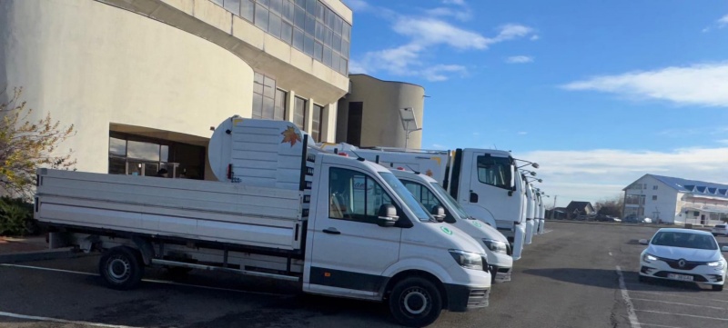 Asocierea Urban Grup Environment (lider)- Eurosal Trade. Servicii de salubrizare profesioniste pentru zona 1 Piatra-Neamț 13 Flota Auto 3