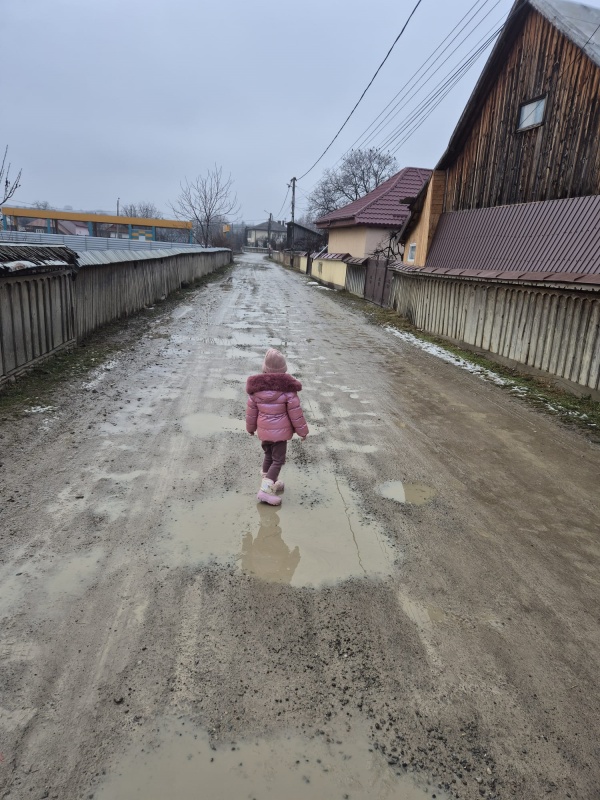 Video-Foto. Strada Aprodu Purice din Târgu-Neamț: condiții de Ev Mediu, taxe de oraș turistic european 3 WhatsApp Image 2026 02 07 at 19.48.15