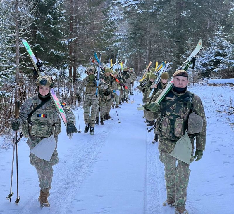 Pregătire militară în munții Tarcăului 2 WhatsApp Image 2026 02 16 at 16.44.35