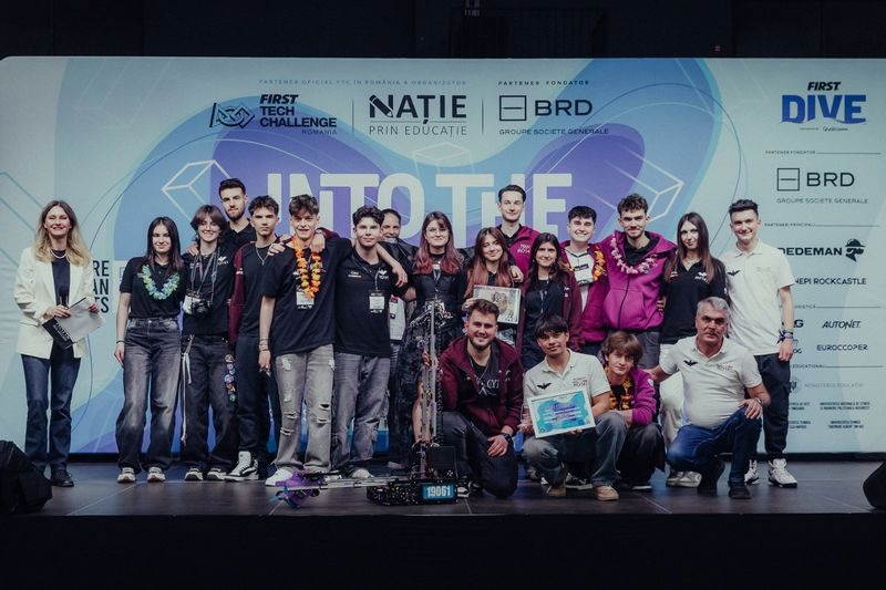 Etapa regională FIRST Tech Challenge România la Piatra Neamț în sezonul aniversar al competiției 3 boogeybots