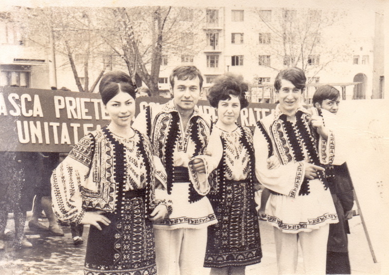 Din arhiva ”Mesagerul de Neamț” / Amintiri din Epoca de Aur - Mărioară de la Neamț (I) 4 comunism serbare utc