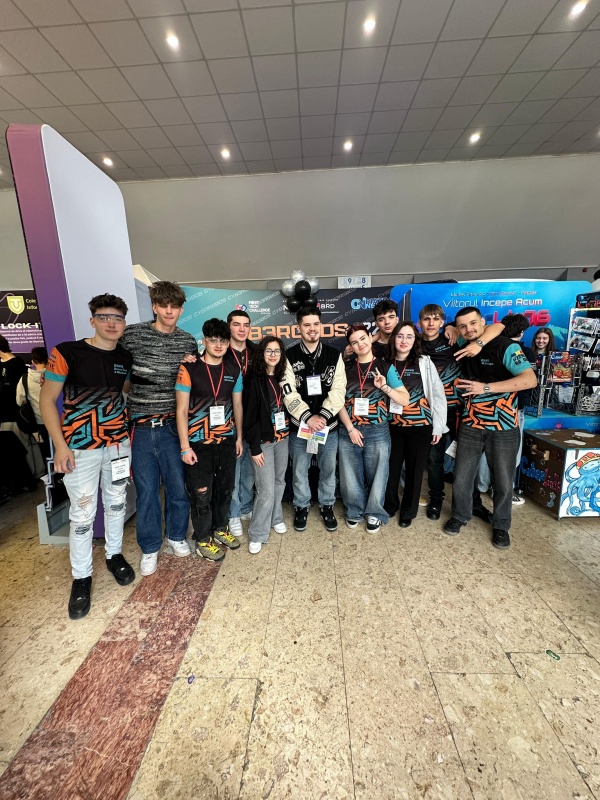 Video-Foto. Sărbătoare electrizantă la FIRST Tech Challenge. Județul Neamț a fost reprezentat de 4 echipaje 3 CYBERGODS 1