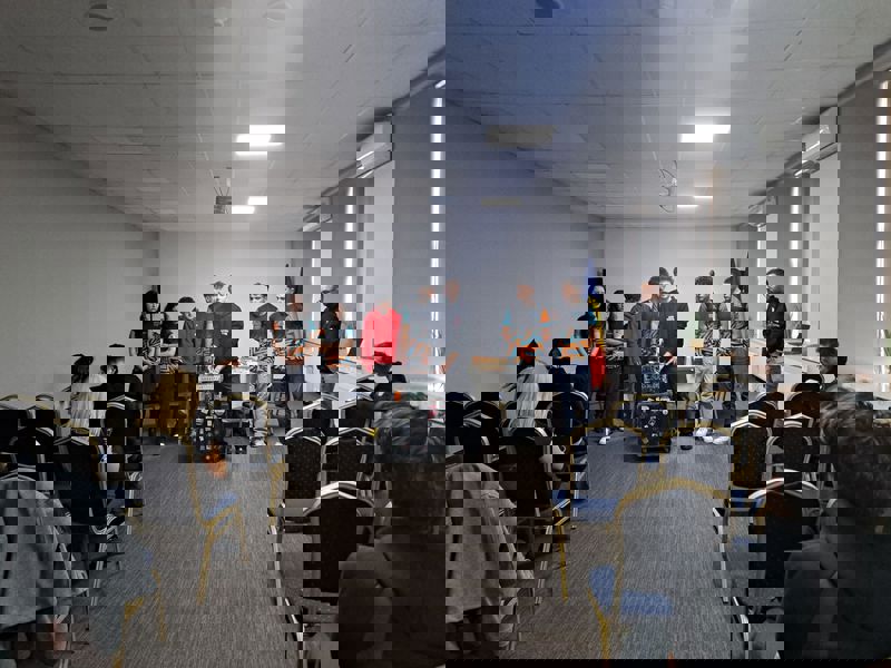 CYB3RG0DS – peer to peer cu olimpici naționali în programare 2 CYBERGODS 4