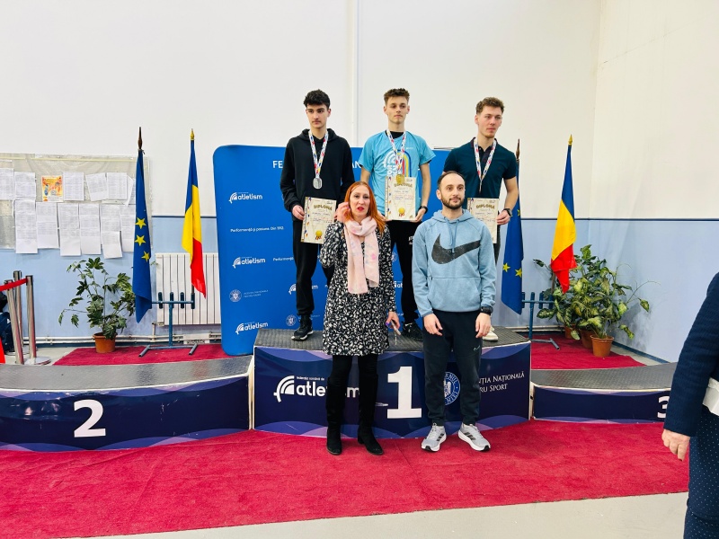 Foto. Performanță remarcabilă pentru atletismul nemțean: Florin Elisei, campion național U23 și vicecampion la seniori, convocat în lotul național 1 WhatsApp Image 2026 03 02 at 17.33.37