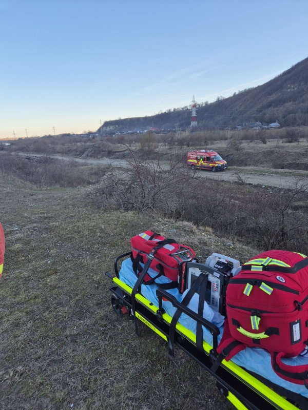 Știre actualizată. Misiunea de căutare a tânărului de 18 ani care ar fi căzut în canalul de fugă al Bistriței continuă. S-a ajuns în ziua a 11-a 3 WhatsApp Image 2026 03 10 at 19.08.48