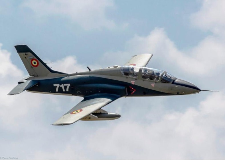Aeronave militare vor survola Romanul, în cadrul unei campanii de promovare a Forțelor Aeriene 4 avion 2
