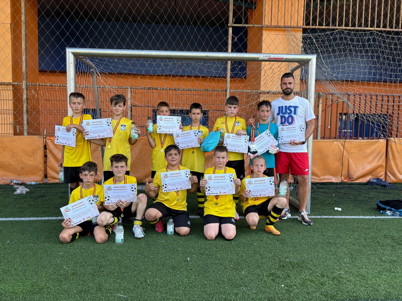 „Sportul formează caracterul” / interviu cu profesorul-antrenor Miron Radu Mihai, de la CSS Târgu-Neamț 2 radu miron 2 resize