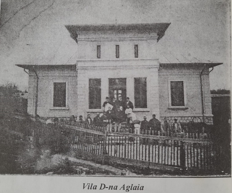 Vila Aglaia din Târgu-Neamț, de la reședință aristocratică la cafenea modernă. 1 vila aglaia cum arata in vremuri de glorie