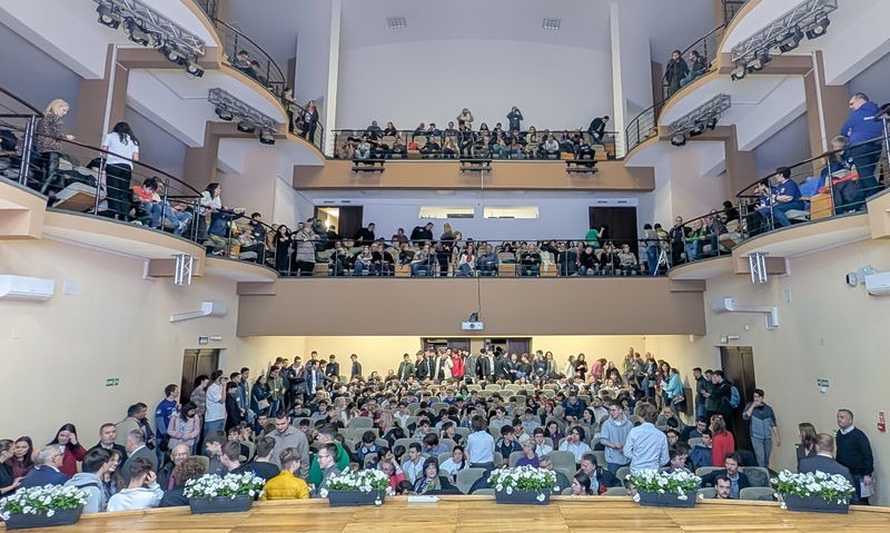 Performanță deosebită. Medalie de aur și calificare în lotul lărgit al României pentru Samuel Șoimaru (CNI Piatra- Neamț), la Olimpiada Națională de Informatică 2 WhatsApp Image 2026 04 17 at 10.49.20