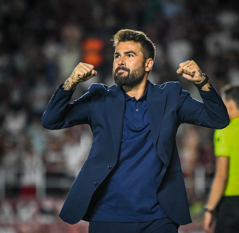Un briliant... fenomenal: Adrian Mutu 2 adrian mutu 02