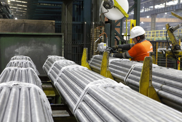 Fabrica de țevi din Roman, preluată de un gigant ucrainean. Tranzacția a fost finalizată 2 arcelor roman 02