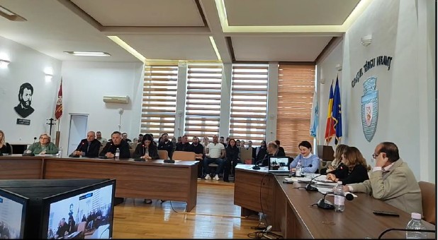 Târgu-Neamț. Despre interzicerea păcănelelor și despre liniștea cu care se acceptă continuarea acestui tip de afaceri 3 clt targ