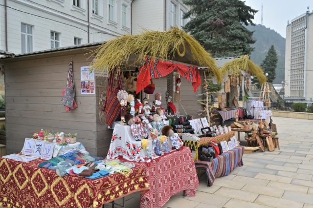 db1ea884 de9f 4709 b653 0e40464d0b38