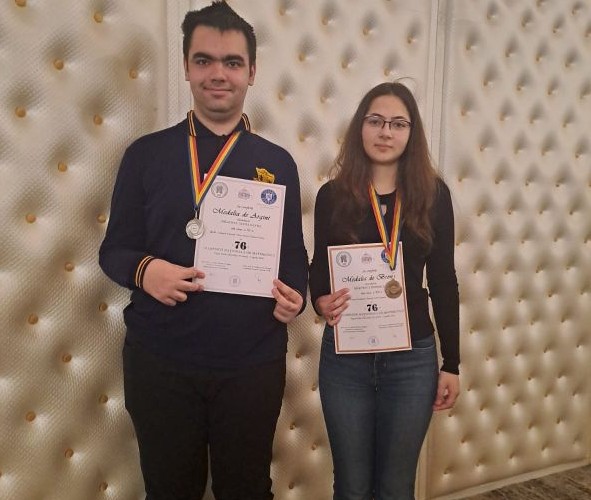 Elevi nemţeni printre laureaţii Olimpiadei Naţionale de Matematică 1 elevi matematica olimpiada