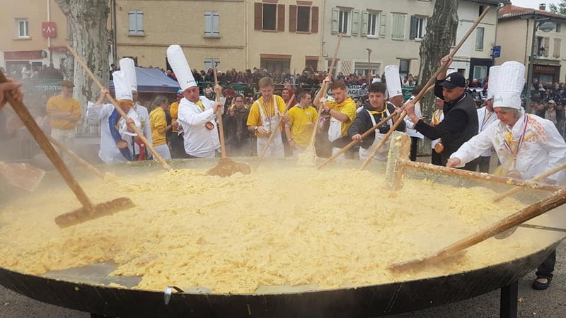 franta omleta uriasa