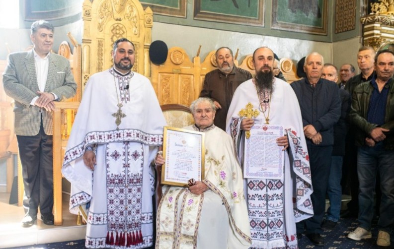 Părintele Vasile Ardeleanu, din Roman, omagiat la împlinirea vârstei de 100 de ani 2 Captura de ecran 2026 05 07 123306