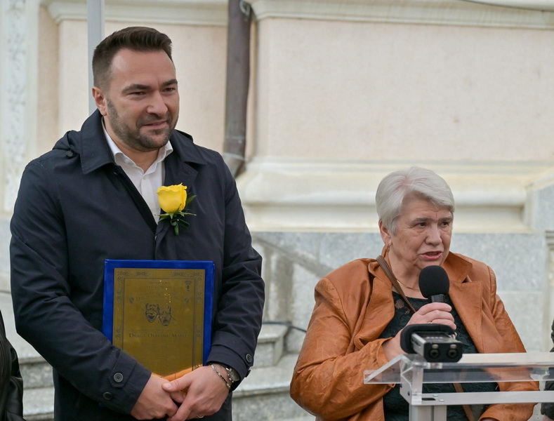 FOTO&VIDEO Stea pe Aleea Personalităților pentru Draga Olteanu Matei 10 Stea Draga Olteanu Matei 10 resize