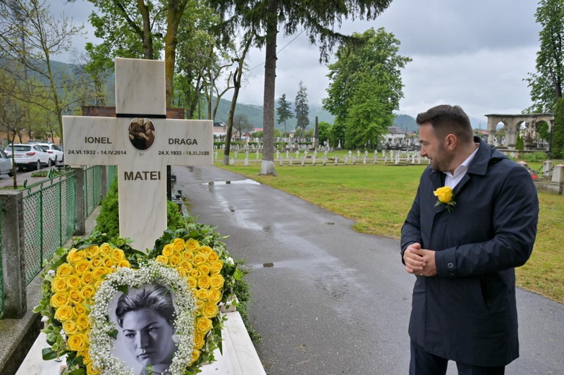 FOTO&VIDEO Stea pe Aleea Personalităților pentru Draga Olteanu Matei 9 Stea Draga Olteanu Matei 9 resize