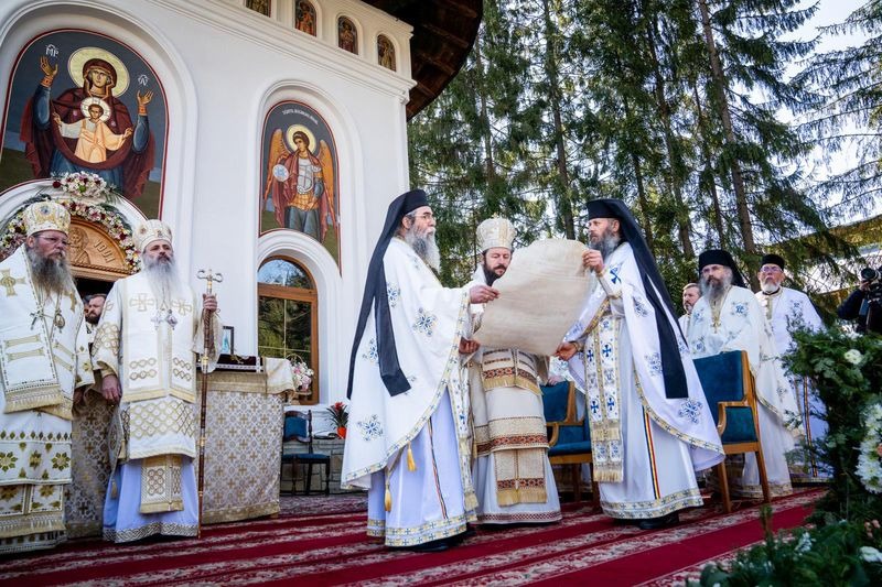 VIDEO. Proclamarea locală a canonizării Sfintei Cuvioase Mavra de pe Ceahlău 3 WhatsApp Image 2026 05 05 at 10.26.19