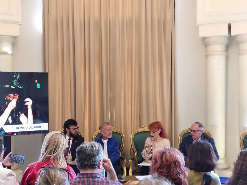 Video – Foto. Medalion Radu Afrim în Rotonda Teatrului Tineretului (TT) din Piatra-Neamț 3 WhatsApp Image 2026 05 11 at 19.44.35 1