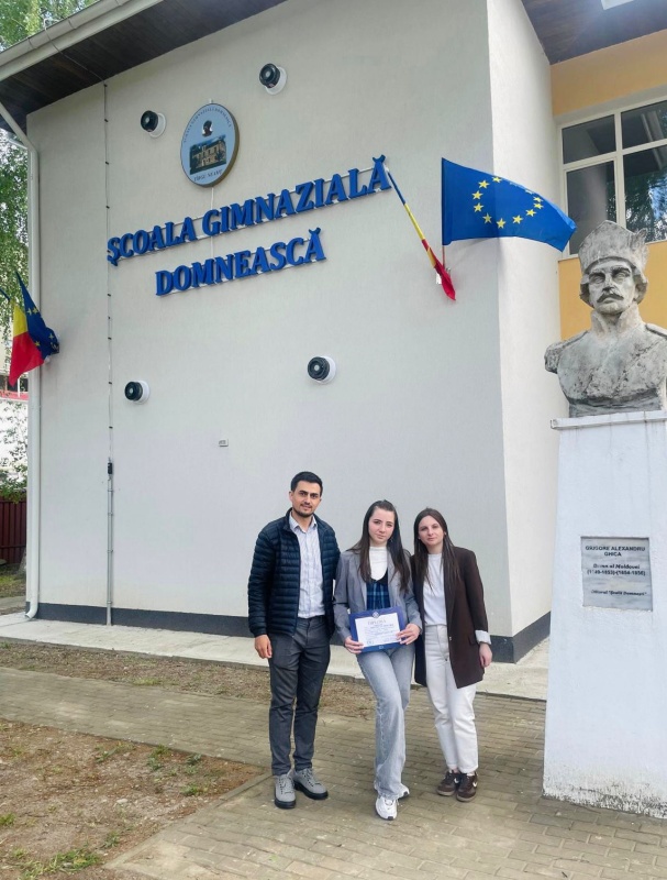 Elevă din Târgu Neamț, premiată la o olimpiadă națională 3 WhatsApp Image 2026 05 18 at 15.12.29