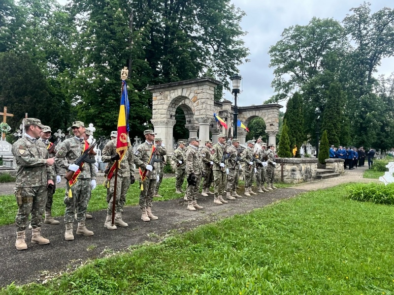 Ceremonie dedicată Zilei Eroilor la Piatra Neamț 8 WhatsApp Image 2026 05 21 at 11.47.37