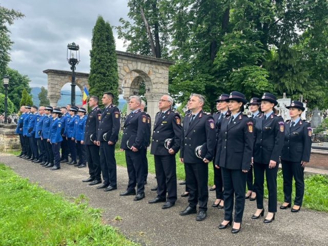 Ceremonie dedicată Zilei Eroilor la Piatra Neamț WhatsApp Image 2026 05 21 at 12.08.38