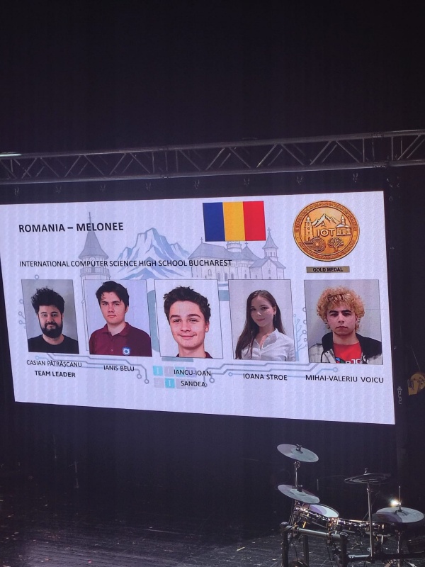 Video-Foto. Palmaresul României la Olimpiada Internațională de Informatică pe Echipe: două medalii de aur, două de argint și bronz pentru CNI 2 WhatsApp Image 2026 05 28 at 10.06.37 1