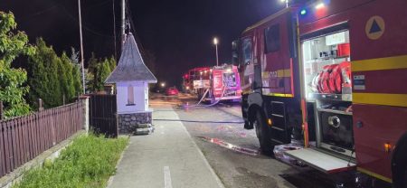 VIDEO. 6 ore de luptă cu flăcările la o gospodărie din Dobreni WhatsApp Image 2026 05 30 at 09.20.01