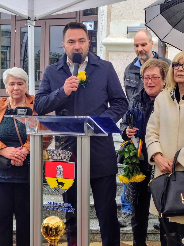 FOTO&VIDEO Stea pe Aleea Personalităților pentru Draga Olteanu Matei 3 draga olteanu matei stea 3