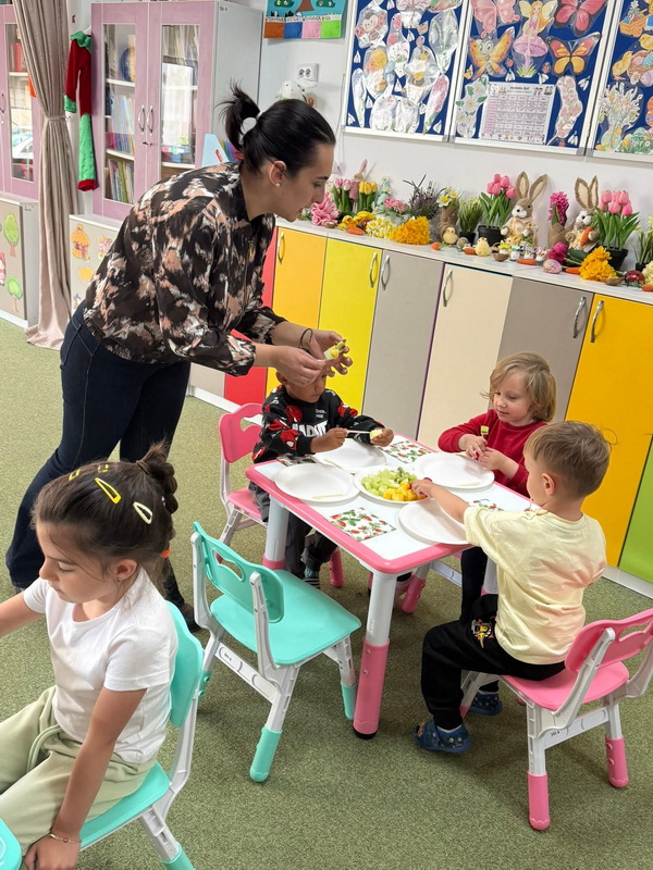 Maria Zaharia, nutriționist-dietetician pentru copii: „Prevenția începe din farfurie” 7 maria zaharia 4 resize
