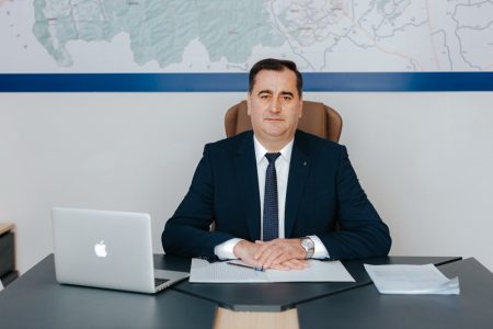 Ce s-a făcut și ce urmează la Roznov: radiografia unui oraș în schimbare. Interviu cu primarul Vasile Pavăl roznov vasile paval 02