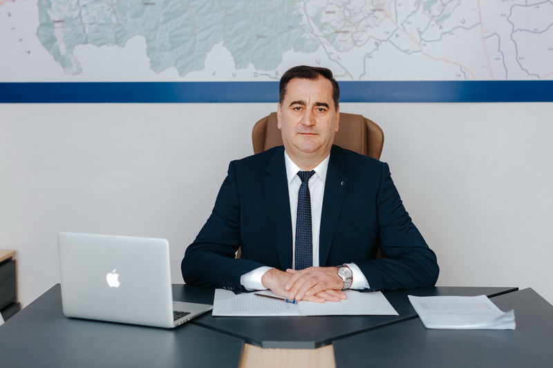 Ce s-a făcut și ce urmează la Roznov: radiografia unui oraș în schimbare. Interviu cu primarul Vasile Pavăl roznov vasile paval 02