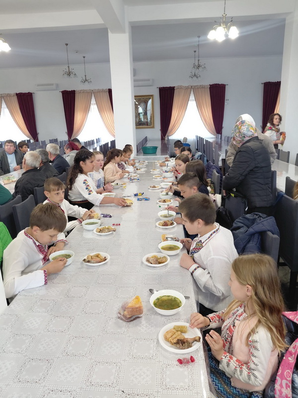 VALEA URSULUI. Școli mai sigure, apă pentru toți și drumuri în lucru 2 valea ursului masa sanatoasa resize