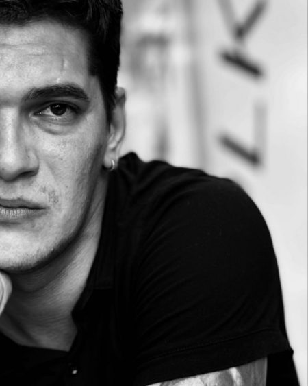 Adevărul în arta regizorală: ”Un prieten cu un dos de palmă foarte greu, care te și lovește când greșești!” / interviu cu regizorul Vlad Trifaș vlad trifas 2 resize
