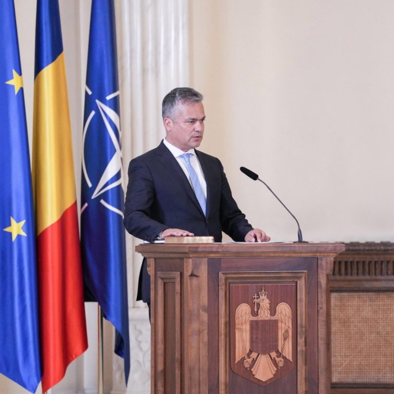 Criza guvernamentală după căderea Cabinetului Veștea: câștigători, învinși și scenarii posibile Adrian Vestea 2