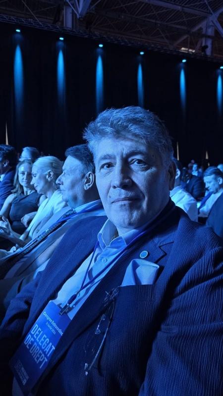 Ilie Bolojan reconfirmat la conducerea partidului, se cere demisia „trădătorilor”. Reacția președintelui PNL Neamț, Laurențiu Leoreanu 2 Leoreanu