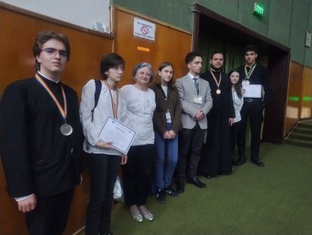 Premii obținute de olimpicii nemțeni la olimpiadele naționale de limbi clasice WhatsApp Image 2026 06 01 at 14.08.11