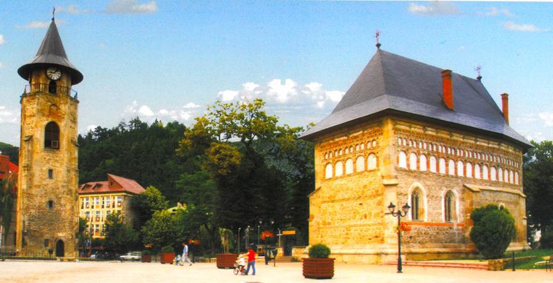 Racla cu Sfintele Moaște ale Sf. Cleopa de la Sihăstria ajung la Piatra Neamț. Programul procesiunii religioase WhatsApp Image 2026 06 18 at 09.16.17