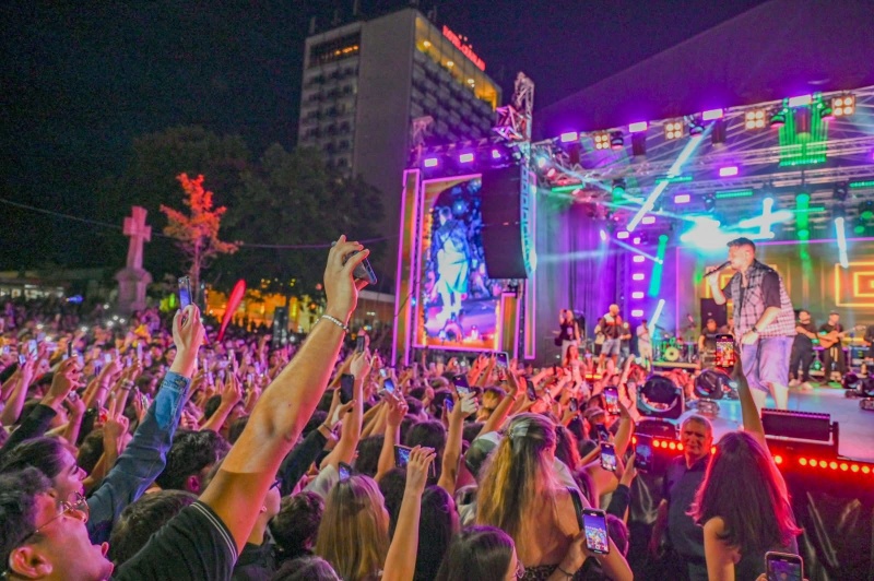 Piatra Fest 2026: Zilele Municipiului Piatra-Neamț – patru zile de sărbătoare, recunoștință, tradiție și bucurie în inima orașului 3 WhatsApp Image 2026 06 22 at 20.12.37 1 1