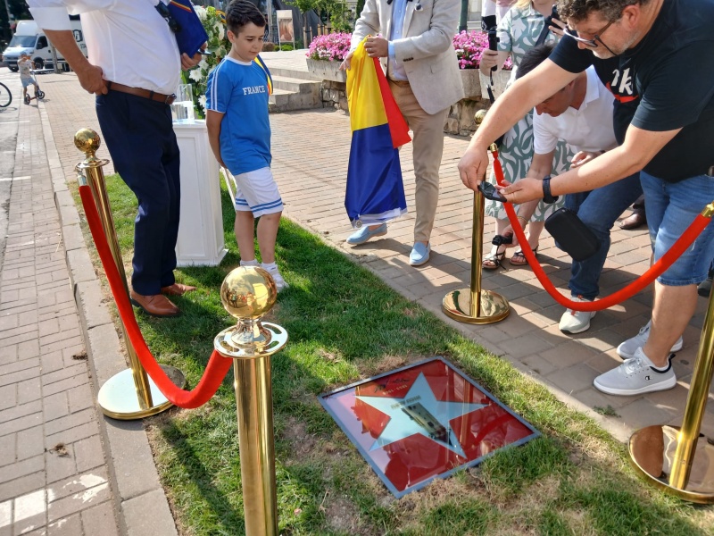 VIDEO-FOTO. Piatra Fest 2026 - Dezvelirea stelei și a panoului informativ pentru Nicu Albu 5 WhatsApp Image 2026 06 25 at 17.39.45 1