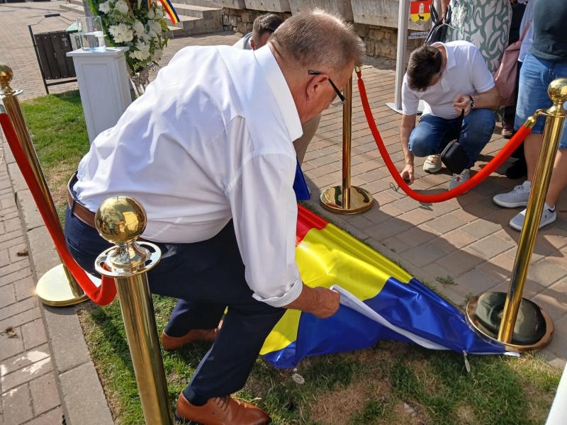 VIDEO-FOTO. Piatra Fest 2026 - Dezvelirea stelei și a panoului informativ pentru Nicu Albu 4 WhatsApp Image 2026 06 25 at 17.39.45 2