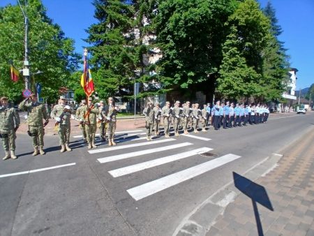 VIDEO-FOTO. Ceremonie și defilare militară de Ziua Drapelului la Piatra Neamț WhatsApp Image 2026 06 26 at 10.02.15 4
