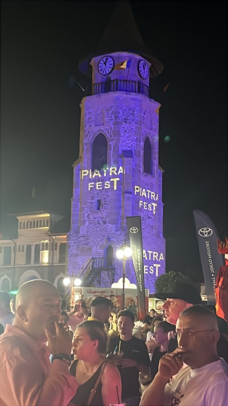 VIDEO. Piatra Fest 2026: ziua a treia – mii de persoane au fost prezente la seara dedicată tineretului și energiei 7 WhatsApp Image 2026 06 27 at 23.03.37 1