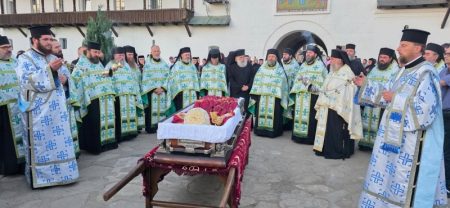 Înalt prelat al Bisericii Ortodoxe, înmormântat la Mănăstirea Neamț. Cine a fost episcopul Emilian Crișanul WhatsApp Image 2026 06 30 at 14.36.34 2