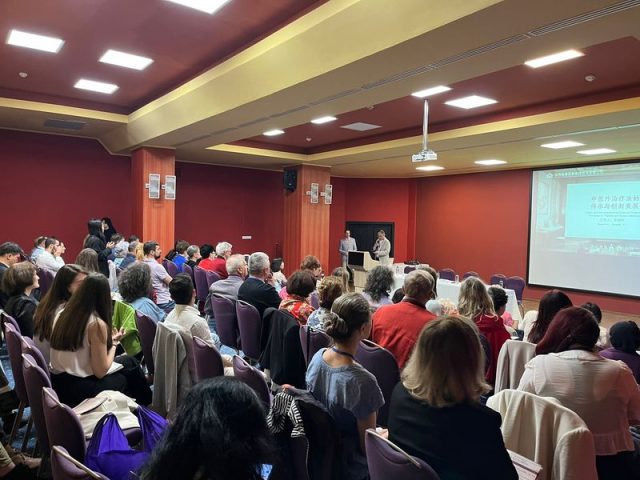Congres Internațional de Medicină Tradițională Chineză la Piatra Neamț congres