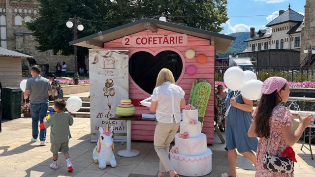 „Tărâmul Copiilor” a adus bucurie pe platoul Curții Domnești din Piatra Neamț copii 3