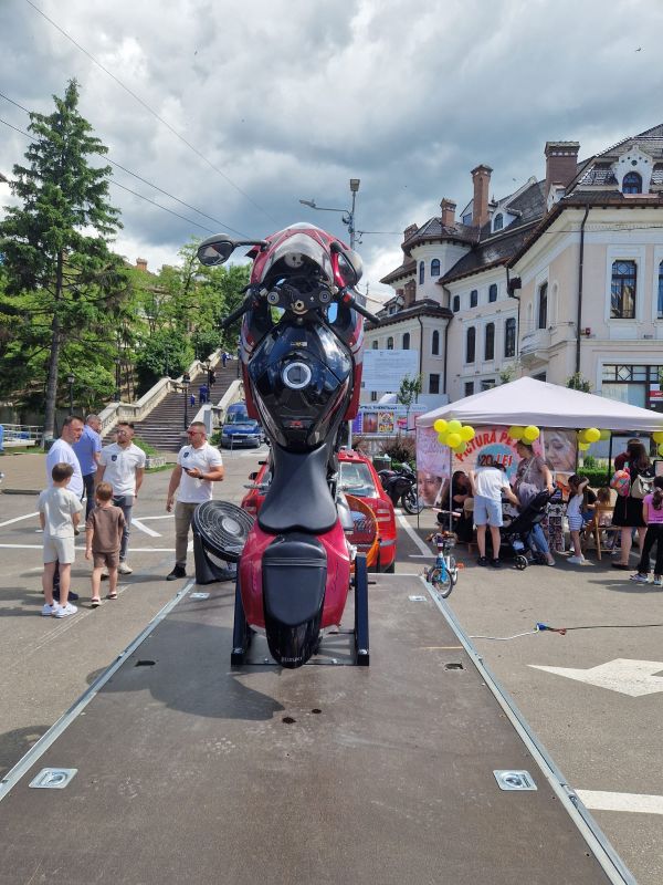 Ziua motocicliștilor la Piatra Neamț moto principla